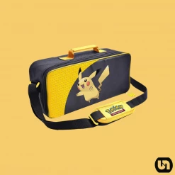 Ultra Pro: Pokemon Deluxe Gaming Trove - Pikachu